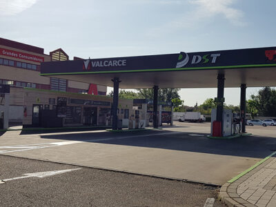Estación de servicio DST Mercaolid