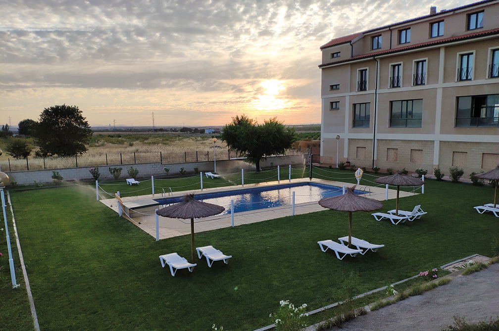 Piscina Hotel DST Alonso de Monroy